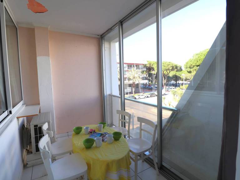 Rental apartment with 2 rooms for 6 persons — photo 3