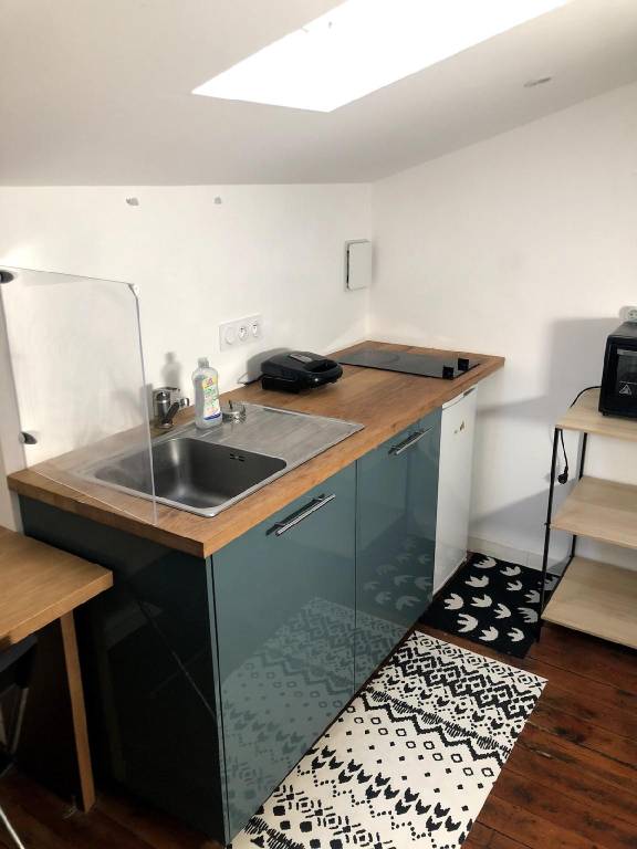 Charming vacation home | Near Bordeaux Cathedral | Perfect for remote work | Pets are welcome — photo 3