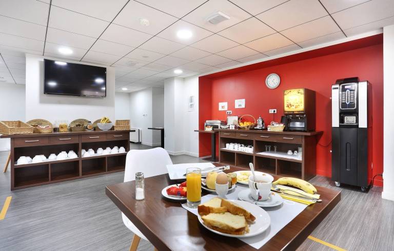 Apartment with patio | Near Capitole de Toulouse | Pets allowed — photo 4