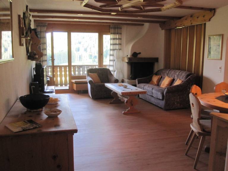 Holiday apartment with grill & patio — photo 5
