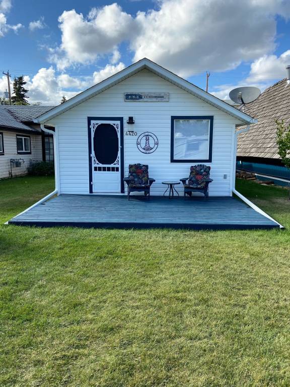 Cabin  Sylvan Lake