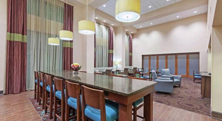 Hampton Inn & Suites Shreveport/Bossier City at Airline Drive — photo 5