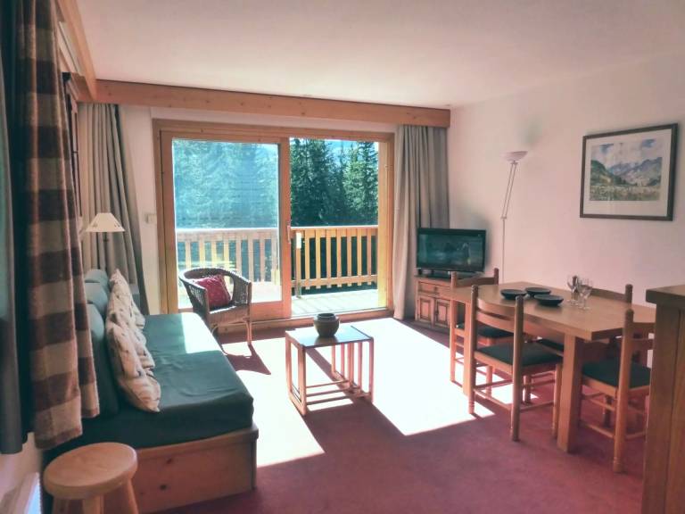 Residence Les Dauphinelles - 2 rooms cabin for 4/6 people located in Méribel Altiport near the ski slopes and golf in Les Belleville