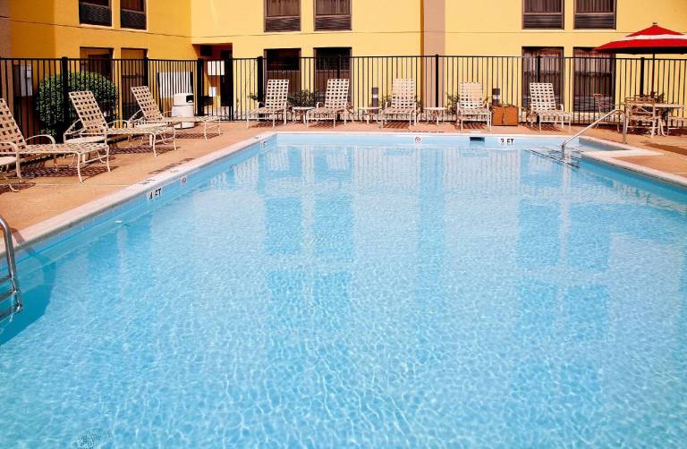 Hampton Inn Alexandria/Pentagon South — photo 2