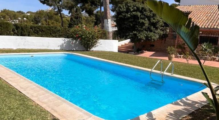 Villa with pool in Mora