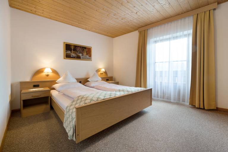 Holiday Apartment "Dolomitenblick" with Mountain View, Balcony & Wi-Fi — photo 2