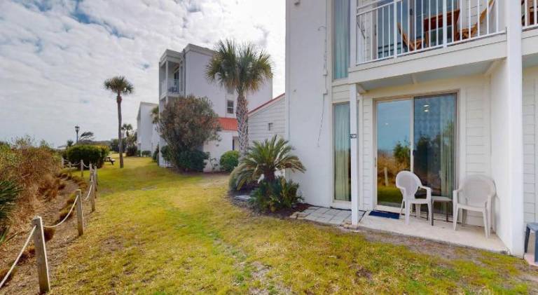 House with pool | Pets allowed — photo 4