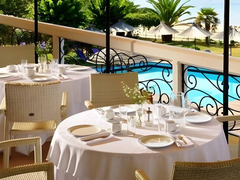Kamari Beach Hotel — photo 2