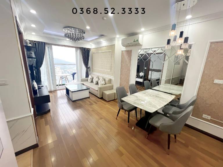 Beautiful holiday apartment with pool & hot tub | Perfect for remote work | Pets allowed in Ha Long