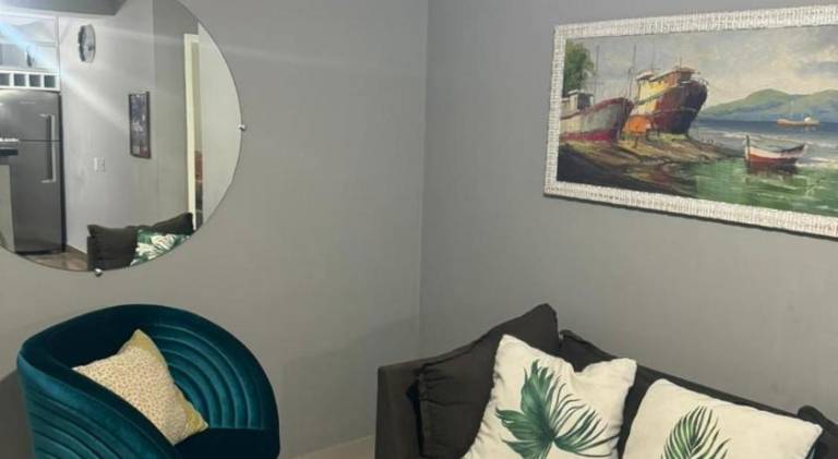 Apartment with pool — photo 3