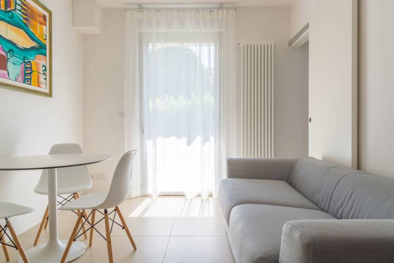 Rental apartment with BBQ, garden & pool — photo 4