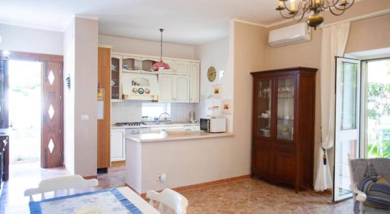 Holiday apartment with 2 rooms for 6 persons — photo 2