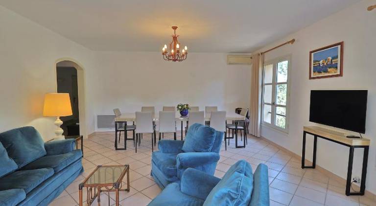 House with patio, grill & private pool | Good for workation — photo 3
