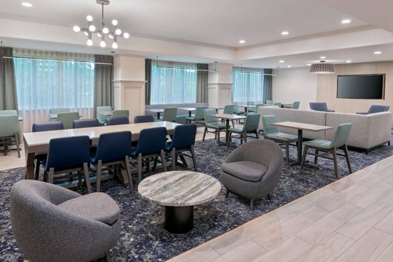 Hampton Inn Hartford-Airport — photo 3