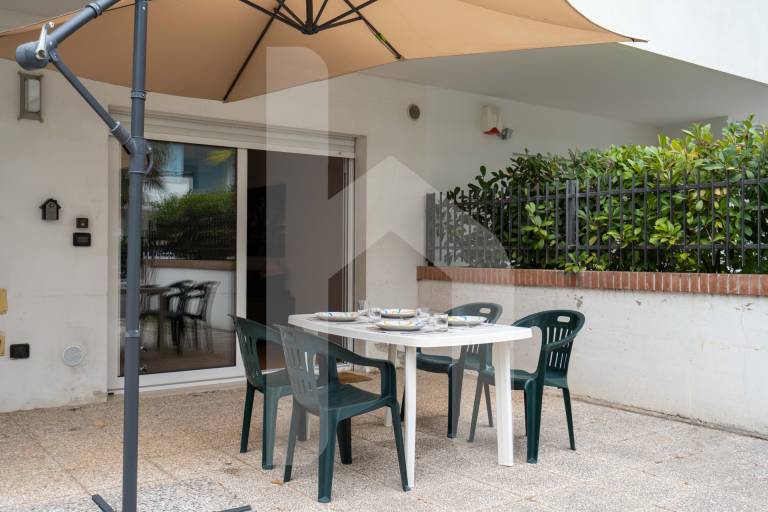 Fully equipped holiday apartment with pool & garden | Sea view | Close to the beach | Pets allowed — photo 3