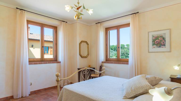 Fully equipped villa with garden, terrace & private pool | Perfect for remote work | Pets allowed — photo 3