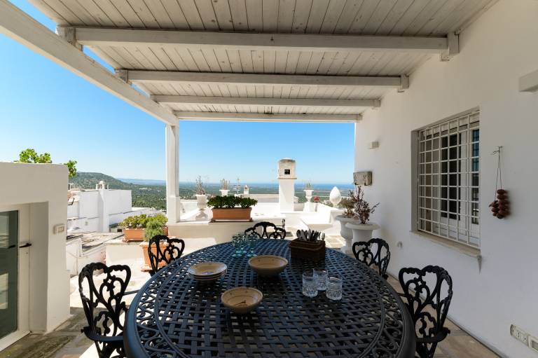 Rental apartment with terrace — photo 2