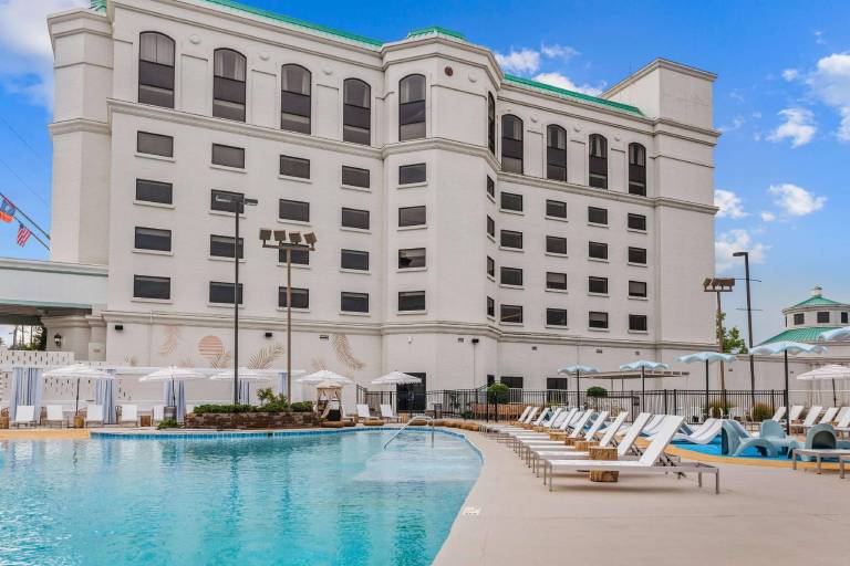 Mulberry, a Wyndham Hotel — photo 4