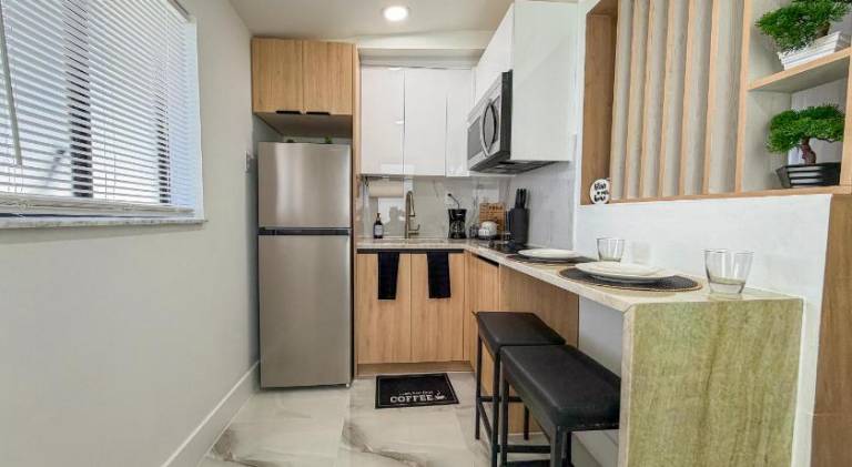 King Comfort Suite Kitchen Wi-Fi Parking — photo 5