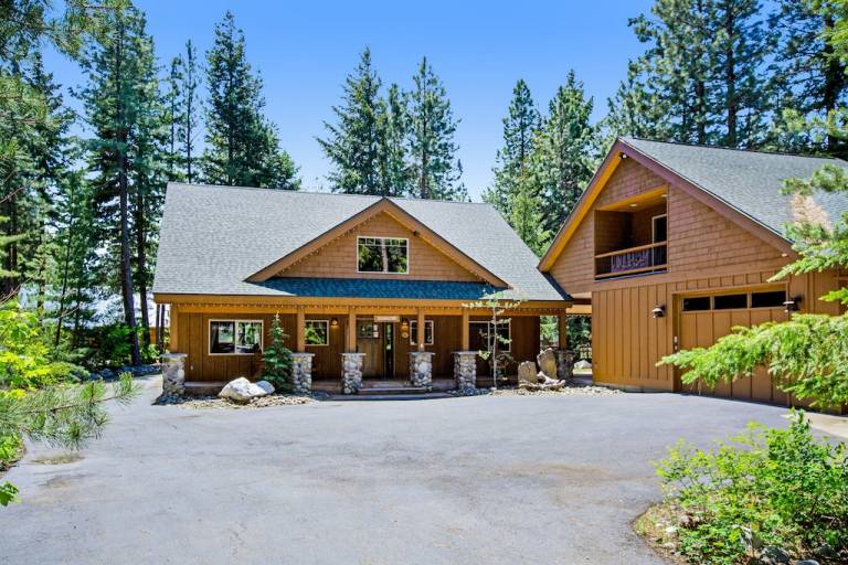 Cabin  Ronald