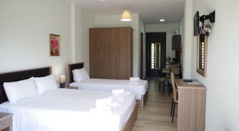 Anesis Luxury Apartments — photo 2