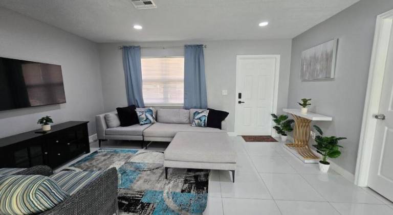 House with 3 rooms for 7 persons in Florida City, FL
