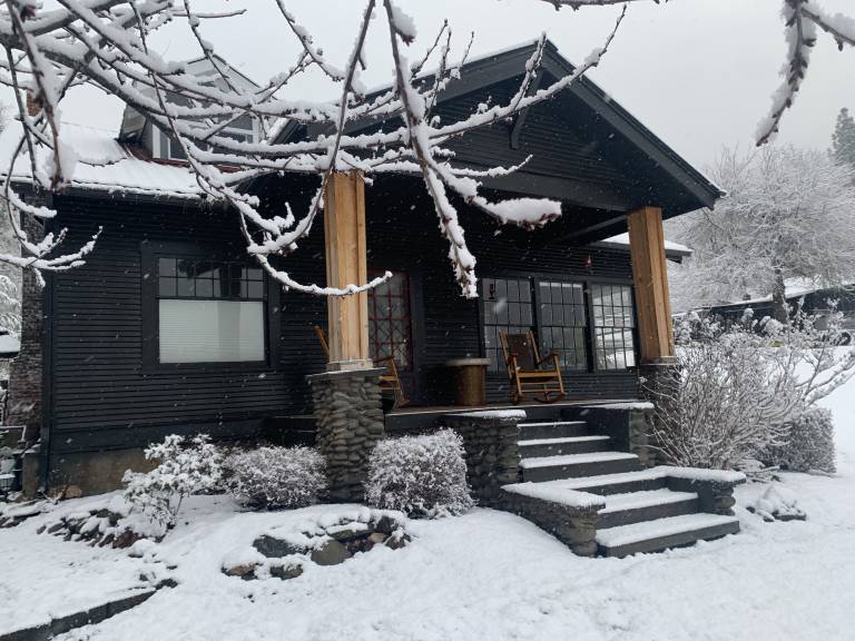 House Rogue River