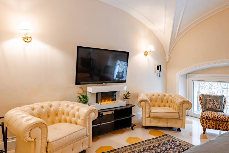 Apartment 'Rione Monti Charming Suite Colosseo' with Wi-Fi and Air Conditioning — photo 2