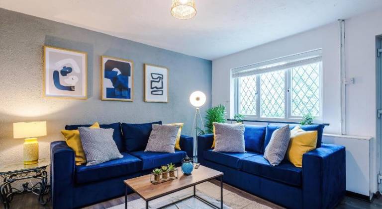 House with 2 rooms for 6 persons in Salford