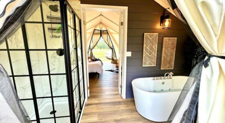 Entire Glamping Campground, 8 Luxury Safari Tents — photo 2