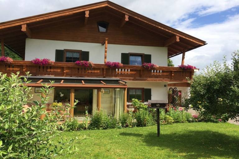 Ferienhaus in Oberschönau, Schönau am Königssee f&uuml;r max. 4 Personen
