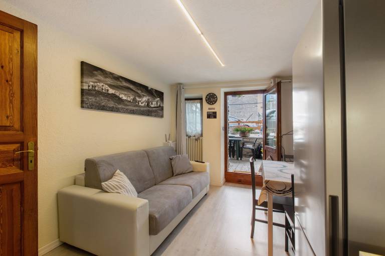 Fully equipped charming apartment with terrace | Pets are welcome — photo 2