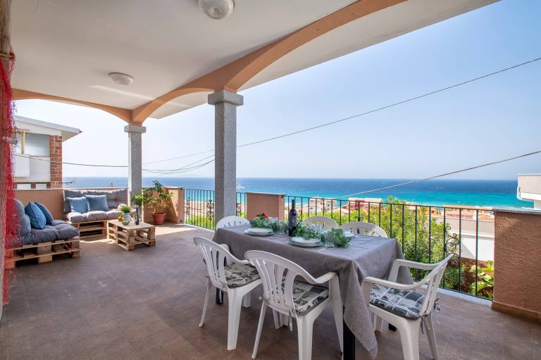 Rental apartment with patio | Sea view | Close to the beach | Pets are welcome in Castelsardo
