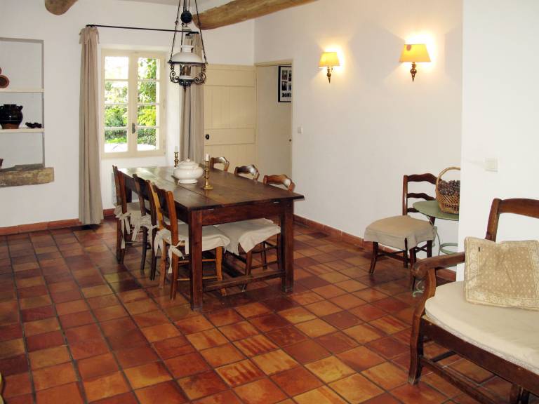 Lovely house with private pool, yard & BBQ | Pets allowed — photo 4