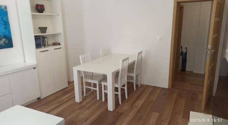 Apartment | Pet-friendly — photo 5