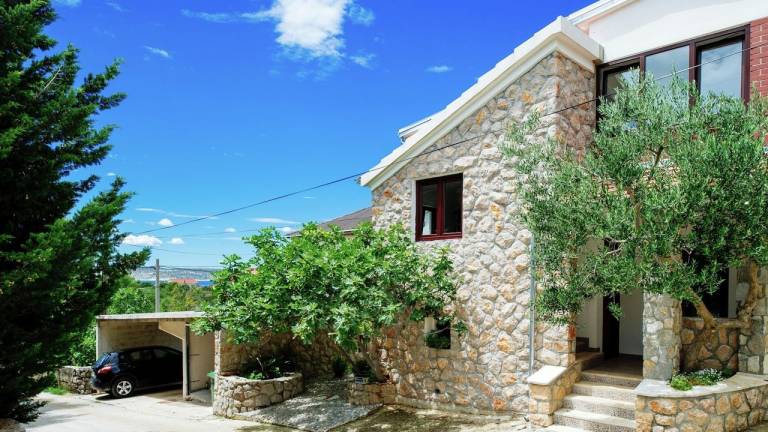 Ferienwohnung  Starigrad