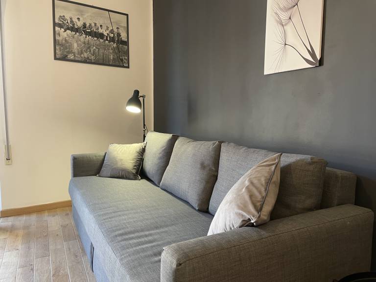 Rental apartment with patio — photo 4