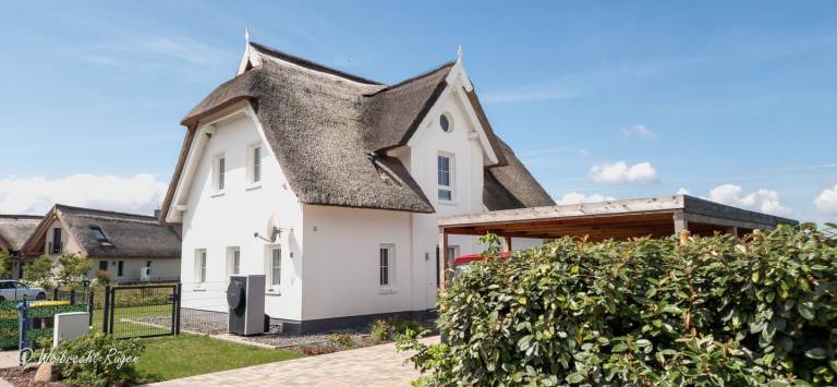 Ferienhaus Wildrose – Sonnenstunden, Natur & Wohlfühlmomente am Hafen Puddemin in Bergen auf Ruegen