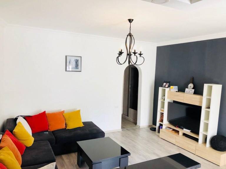 180 m&sup2; Ferienhaus