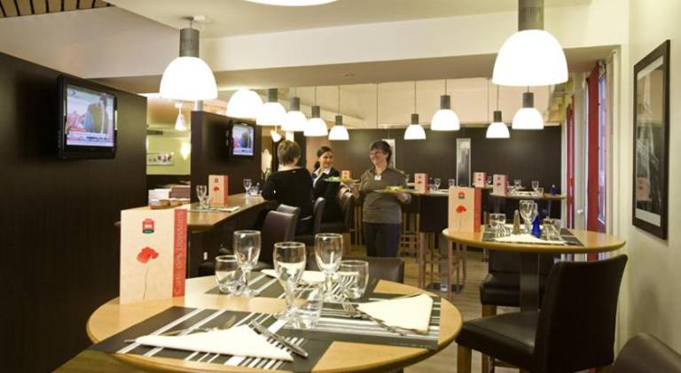 Hotel Mermoz Paris Le Bourget — photo 3
