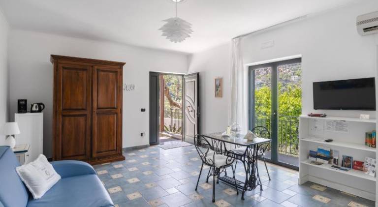 Ample house with pool | Pets are welcome — photo 2