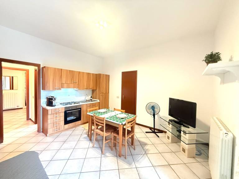 Apartment with patio & garden | Garden view — photo 3