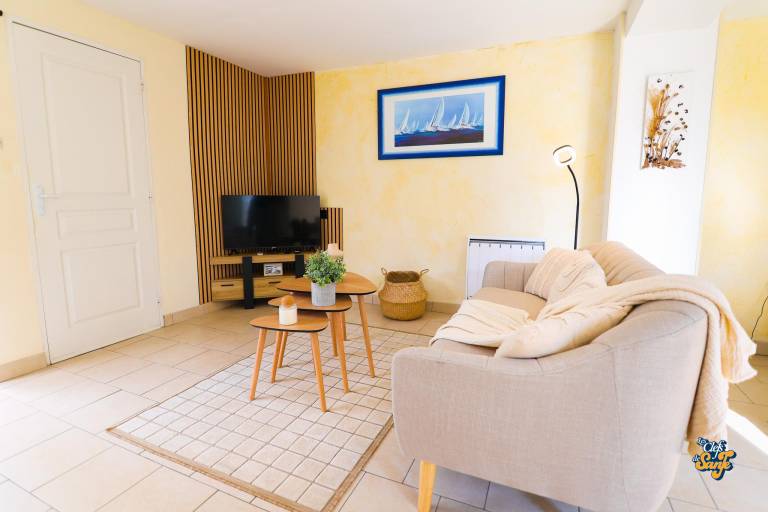 House | Beach nearby | Pet-friendly — photo 2