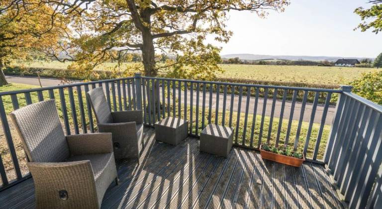 Pleasant apartment with patio & garden | Pet-friendly — photo 5