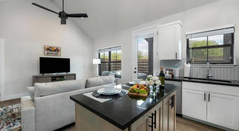 House with 1 room for 2 persons — photo 3