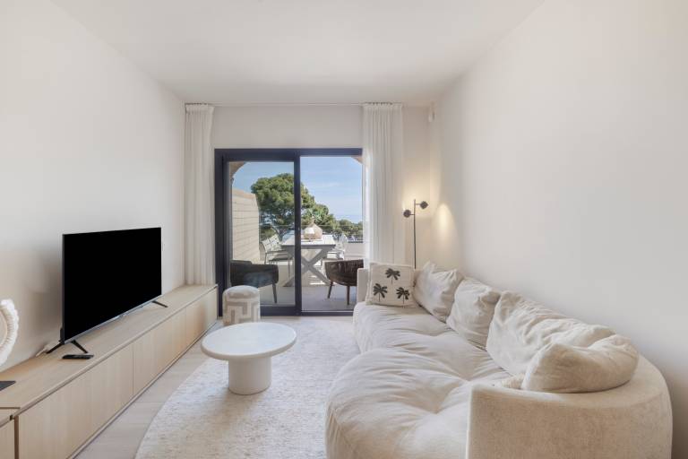 Fully equipped rental apartment with terrace, fast internet & garden | Garden view | Next to the beach | Dogs allowed — photo 5