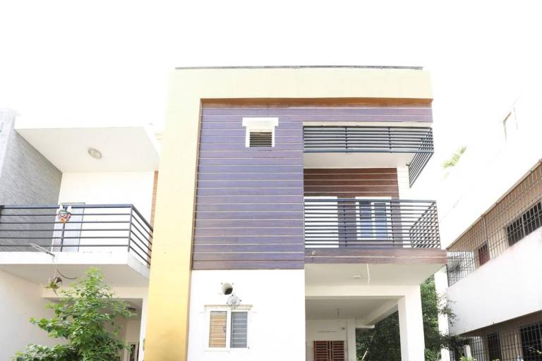House Perungalathur