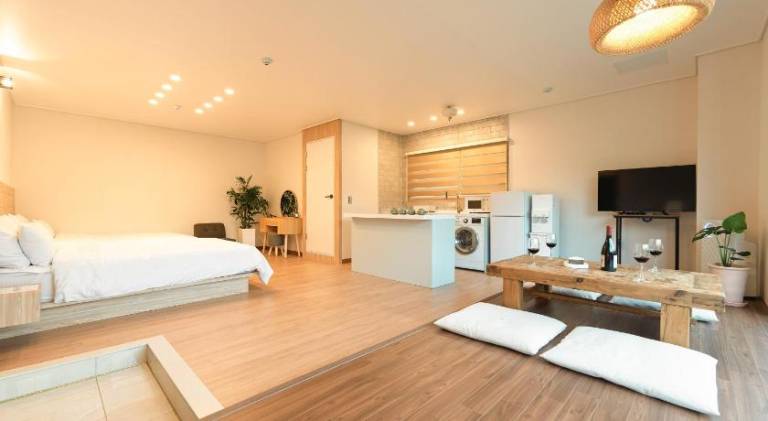 Stay33 Pet friendly house near Hwangridangil — photo 2