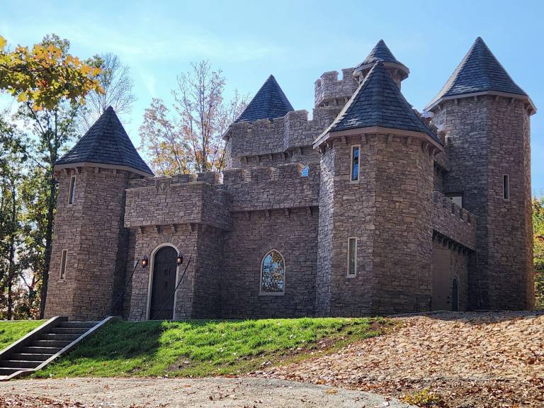 Castle Adairsville