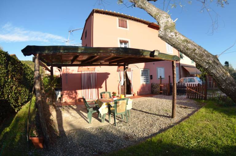 Children-friendly vacation home with private pool, terrace & BBQ | Dogs allowed — photo 2